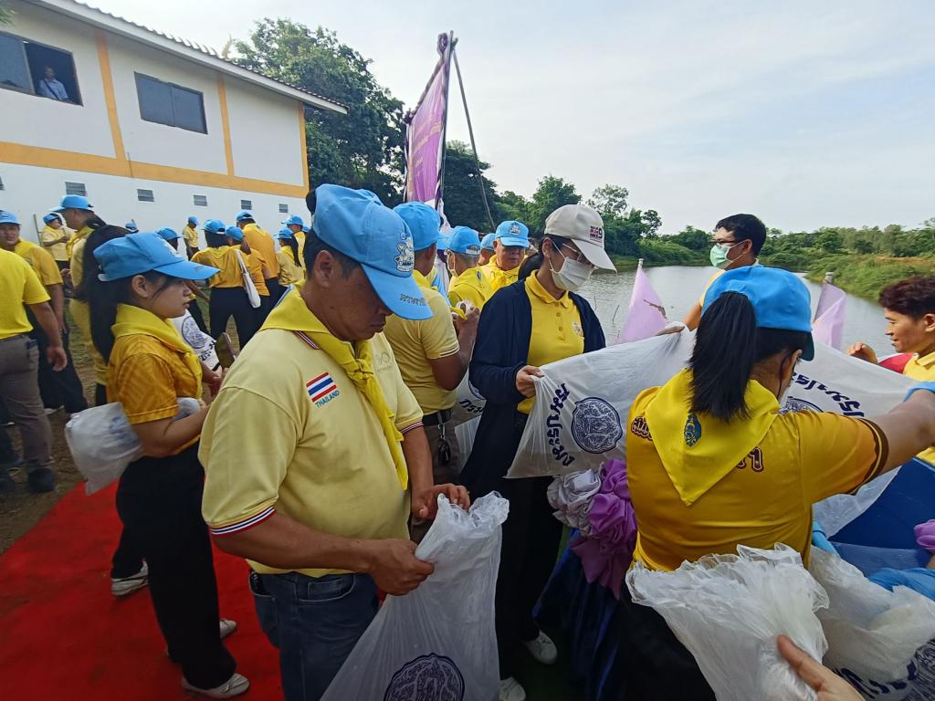 จิตอาสาบำเพ็ญสาธารณประโยชน์ เนื่องในโอกาสวันเฉลิมพระชนมพรรษา สมเด็อพระนางเจ้าสุทิดา พัชรสุธาพิมลลักษณ พระบรมราชินี 3 มีถุนายน 2568