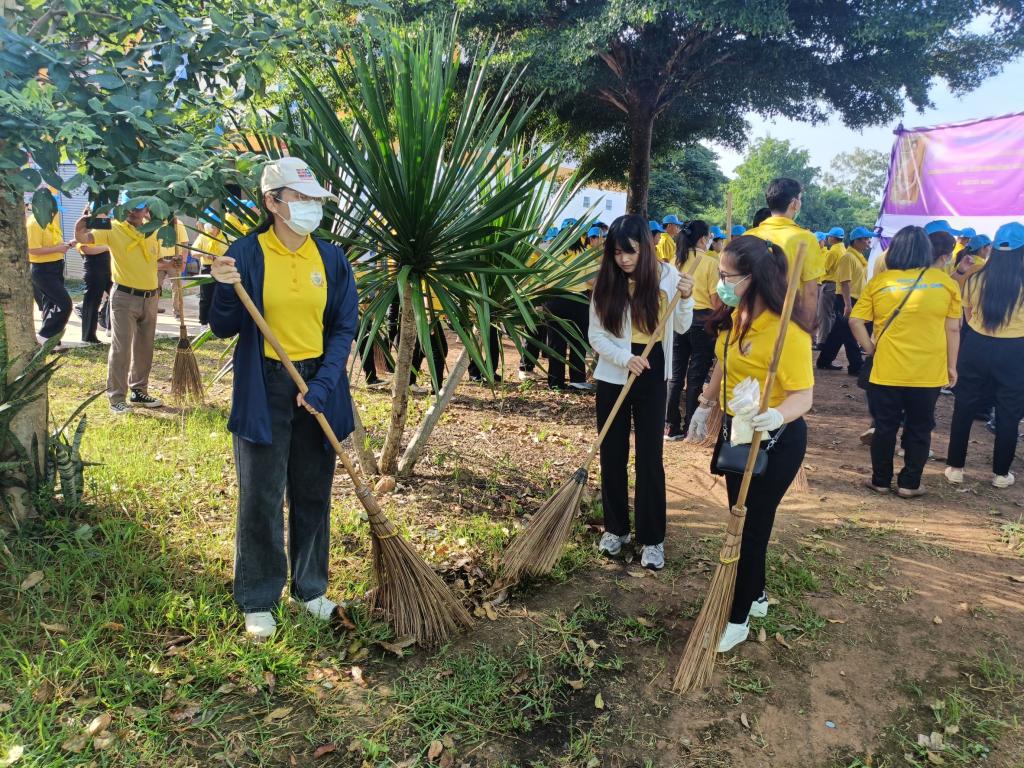จิตอาสาบำเพ็ญสาธารณประโยชน์ เนื่องในโอกาสวันเฉลิมพระชนมพรรษา สมเด็อพระนางเจ้าสุทิดา พัชรสุธาพิมลลักษณ พระบรมราชินี 3 มีถุนายน 2568