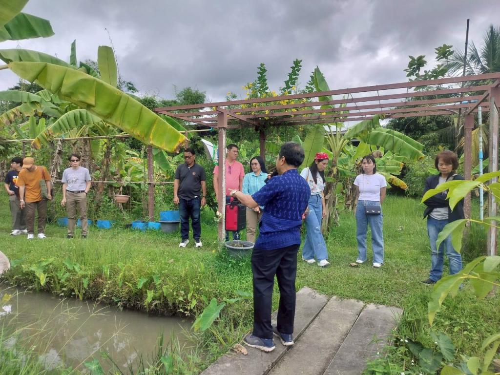 โครงการสัมมนาและศึกษาดูงาน เรื่อง การพัฒนาประสิทธิภาพบุคลากรสู่ความสำเร็จ ดีพร้อม 3 "เปลี่ยนคนขี้อาย เป็นนักพูดมืออาชีพ"
