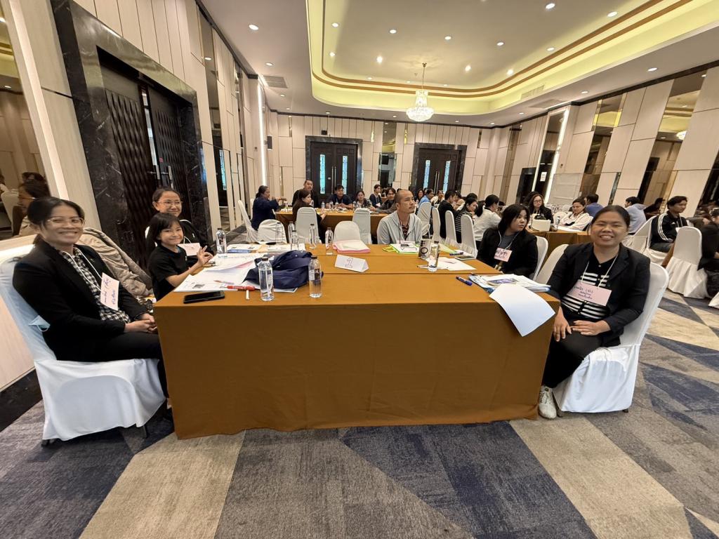 “ดีพร้อมคอมมูนิตี้ (DIPROM Community)   ที่นี่มีแต่ให้” ยกระดับศักยภาพนักธุรกิจชุมชนคนรุ่นใหม่ next generation