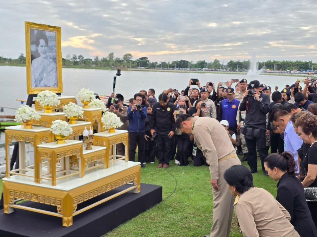 DIPROM 3  ร่วมกิจกรรมรวมพลังแห่งความภักดี เพื่อถวายเป็นพระราชกุศลแด่สมเด็จพระนางเจ้าสิริกิติ์ พระบรมราชินีนาถ พระบรมราชชนนีพันปีหลวง