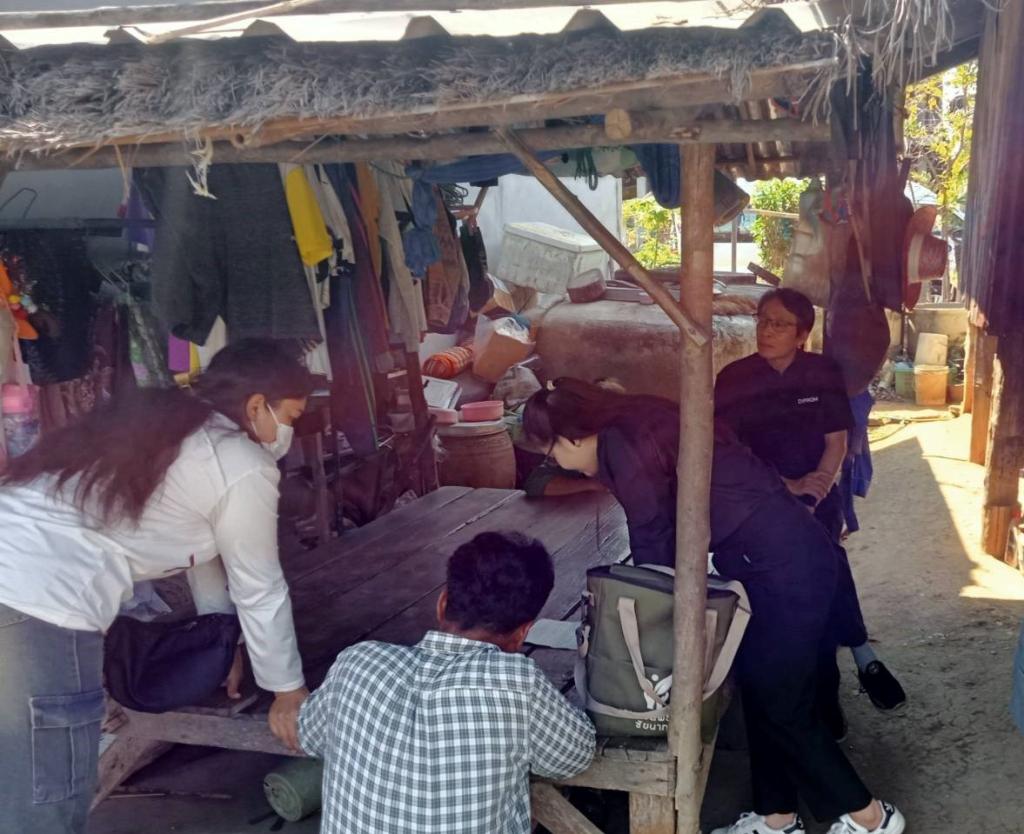 "พิจิตร พ้นจน"