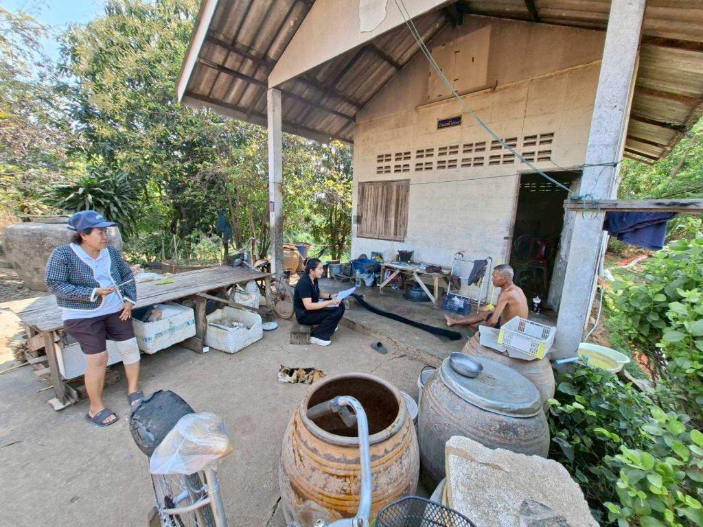 “พิจิตร พ้นจน”