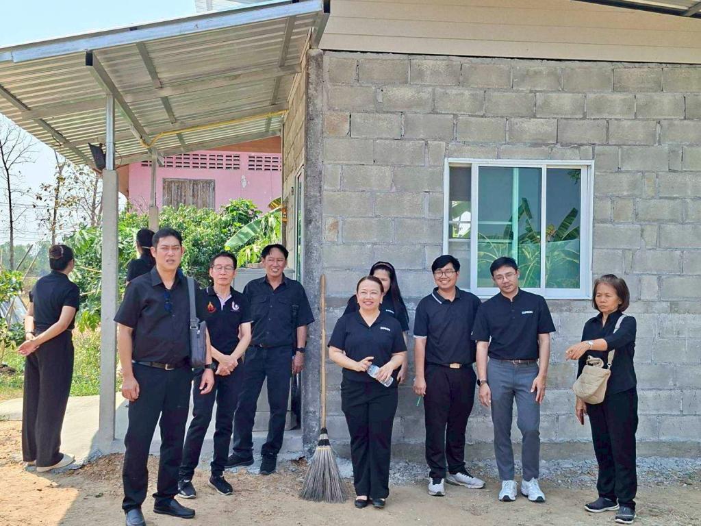 “พิจิตร พ้นจน”