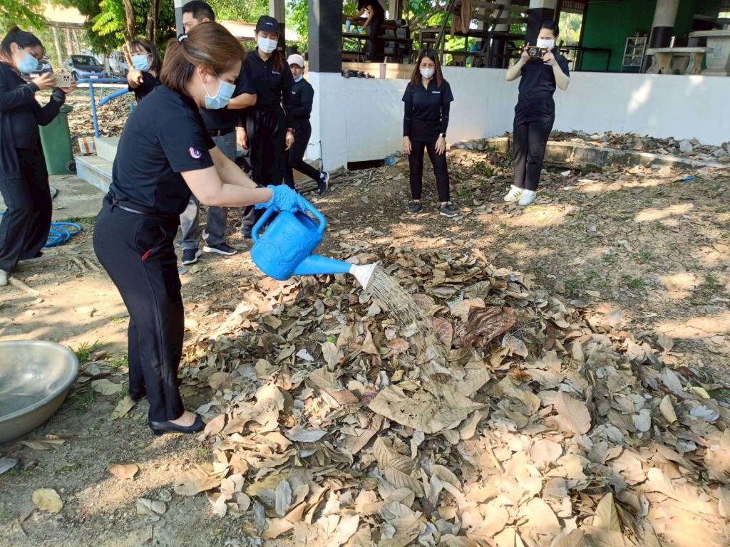 “ดีพร้อม 3 เสริมสร้างคุณธรรม จริยธรรม  ปรับพื้นที่ให้น่าอยู่  ส่งเสริมปรัชญาเศรษฐกิจพอเพียง”