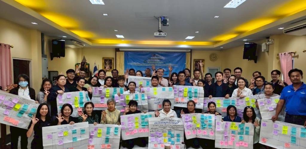 DIPROM Center 3 เดินหน้าขับเคลื่อนนโยบาย โมเดลเศรษฐกิจ BCG (Bio-Circular-Green Economy) เร่งพัฒนาผู้ประกอบการสู่เศรษฐกิจสีเขียว ด้วยความคิดสร้างสรรค์ (Creative Upcycle Design)