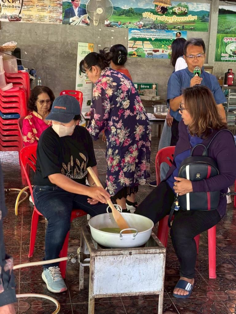 ดีพร้อม 3 จุดประกายไอเดียต่อยอดผู้ประกอบการวิสาหกิจชุมชนด้วยนวัตกรรมและความคิดสร้างสรรค์