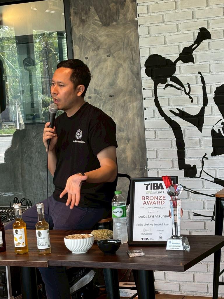 ดีพร้อม 3 จุดประกายไอเดียต่อยอดผู้ประกอบการวิสาหกิจชุมชนด้วยนวัตกรรมและความคิดสร้างสรรค์