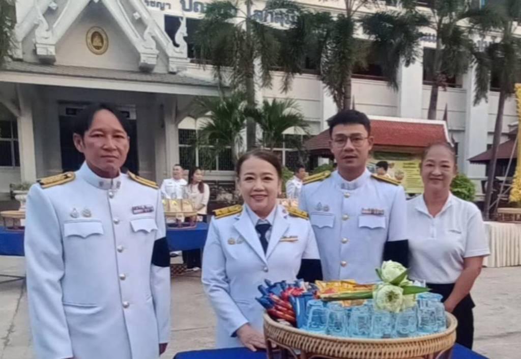 ร่วมงานรัฐพิธีเนื่องในวันที่ระลึกพระบาทสมเด็จพระพุทธยอดฟ้าจุฬาโลกมหาราช และวันมหาจักรีบรมราชวงศ์