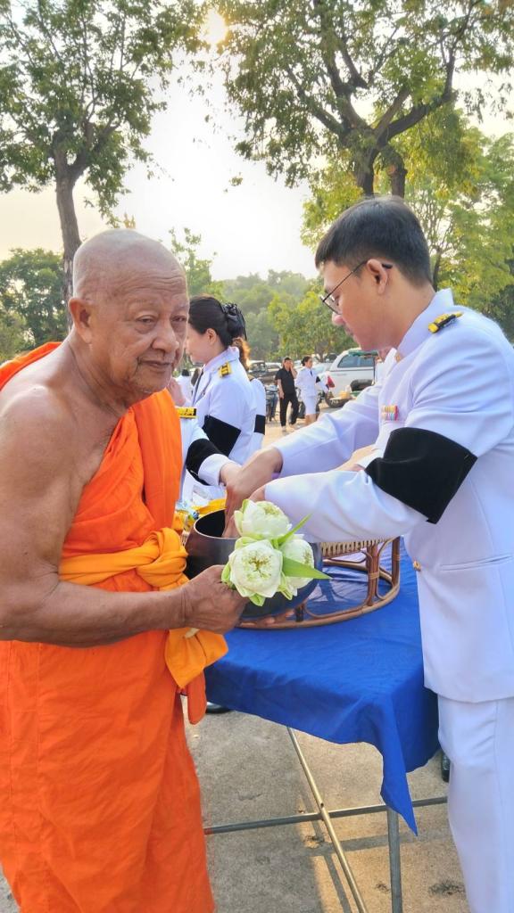 ร่วมงานรัฐพิธีเนื่องในวันที่ระลึกพระบาทสมเด็จพระพุทธยอดฟ้าจุฬาโลกมหาราช และวันมหาจักรีบรมราชวงศ์