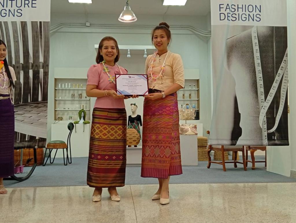 DIPROM Center 3 ชูโมเดล “แต่งกายดี มีวินัย” สร้างภาพลักษณ์ข้าราชการยุคใหม่ พร้อมหนุน  “ผ้าไทย” ชูองค์กรคุณธรรม