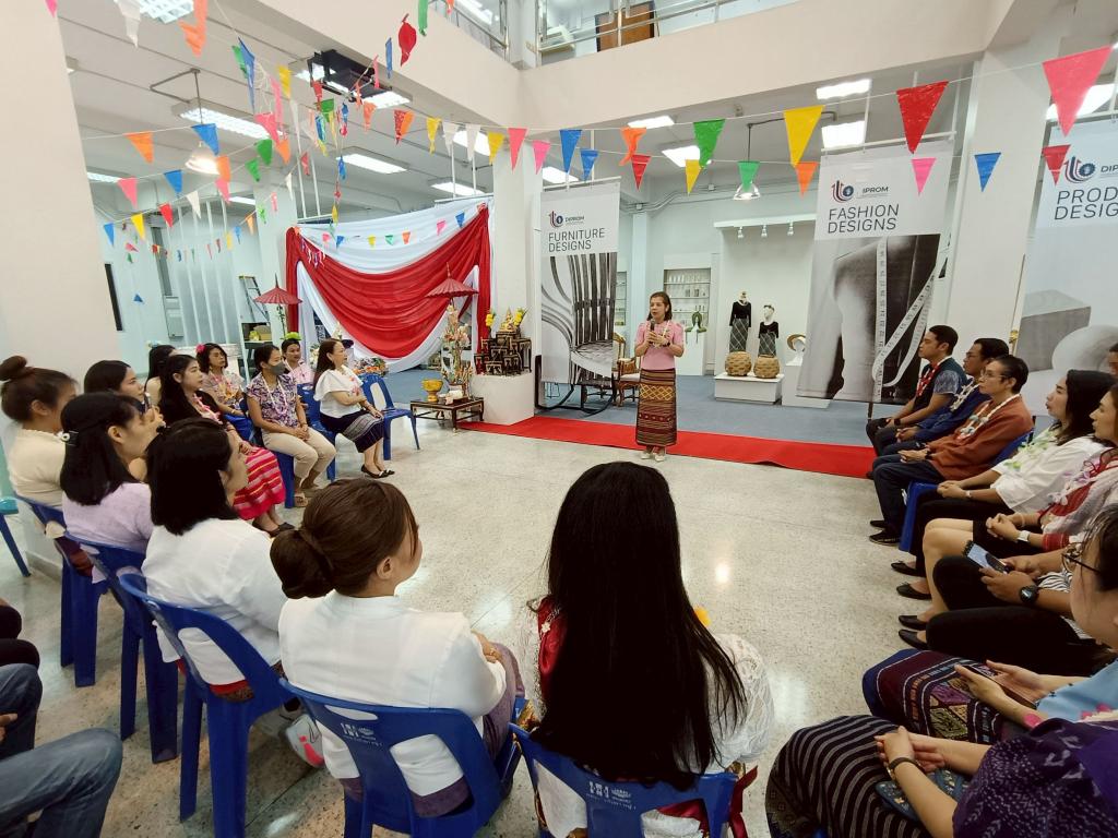 DIPROM CENTER 3 สืบสานประเพณีไทย พร้อมใจกันในวันสงกรานต์