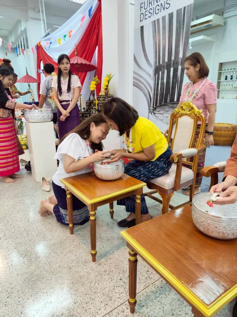 DIPROM CENTER 3 สืบสานประเพณีไทย พร้อมใจกันในวันสงกรานต์