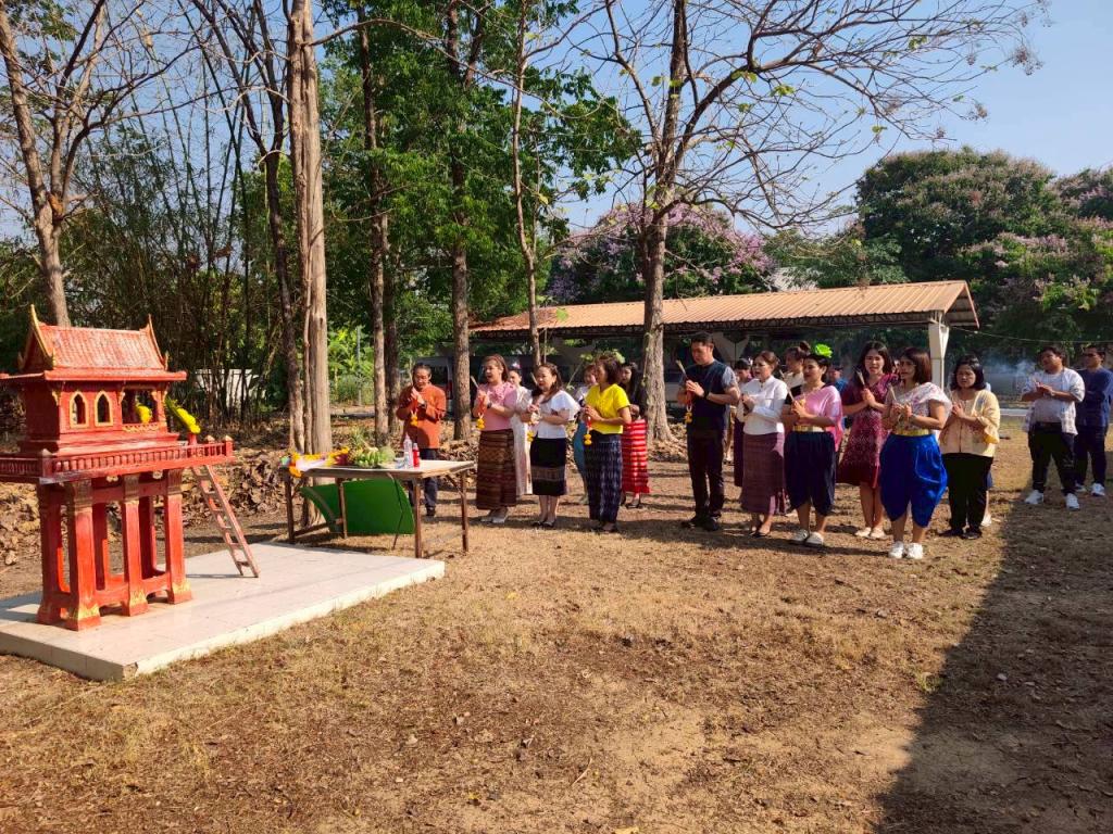 DIPROM CENTER 3 สืบสานประเพณีไทย พร้อมใจกันในวันสงกรานต์