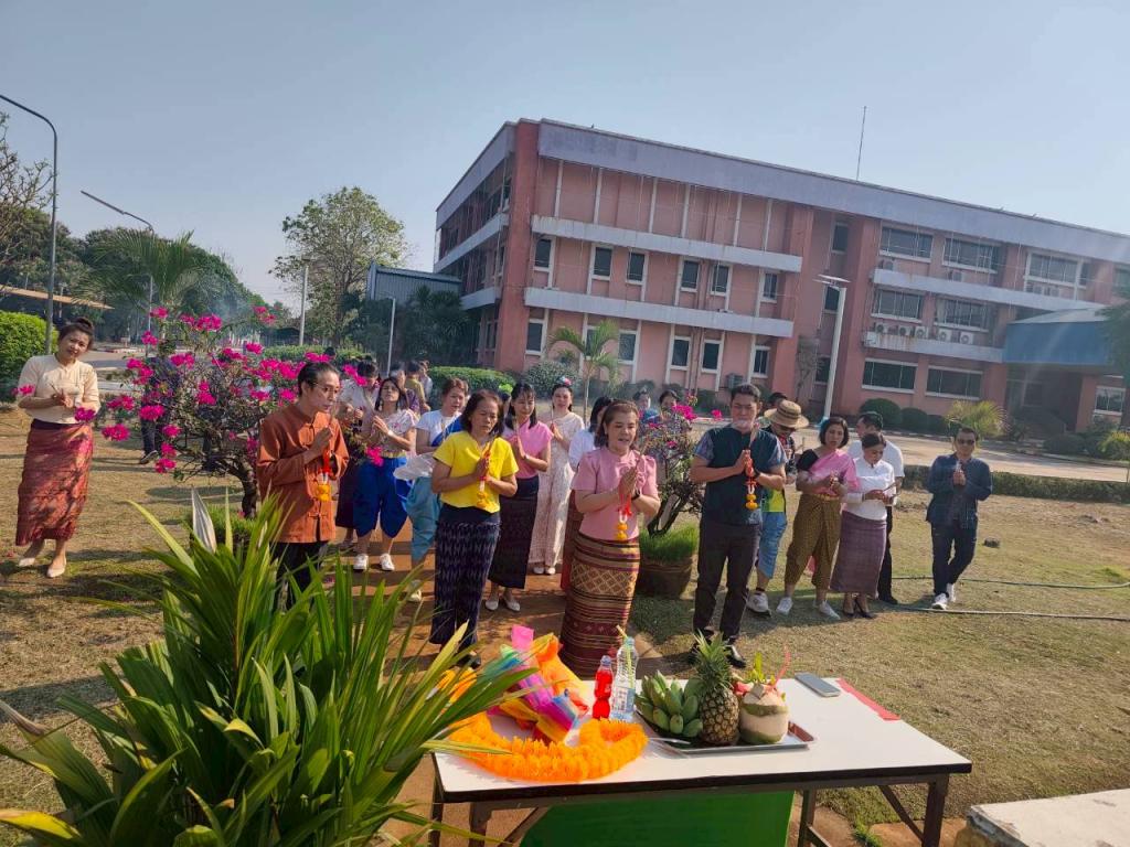 DIPROM CENTER 3 สืบสานประเพณีไทย พร้อมใจกันในวันสงกรานต์