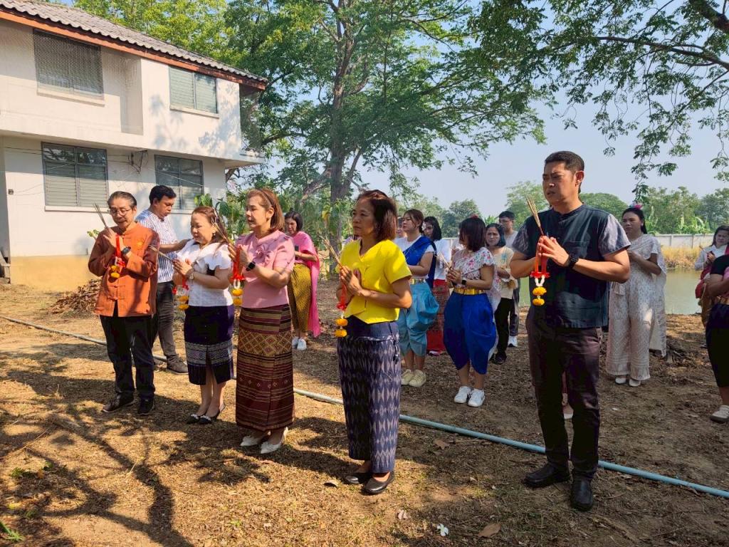 DIPROM CENTER 3 สืบสานประเพณีไทย พร้อมใจกันในวันสงกรานต์