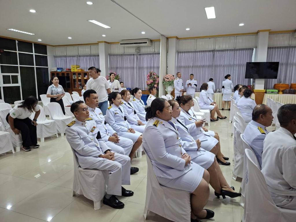 ร่วมน้อมสำนึกในพระกรุณาธิคุณ ถวายพระราชกุศล เนื่องในโอกาสวันคล้ายวันประสูติ สมเด็จพระเจ้าลูกยาเธอ เจ้าฟ้าทีปังกรรัศมีโชติ มหาวชิโรตตมางกูร สิริวิบูลยราชกุมาร วันที่ 29 เมษายน”