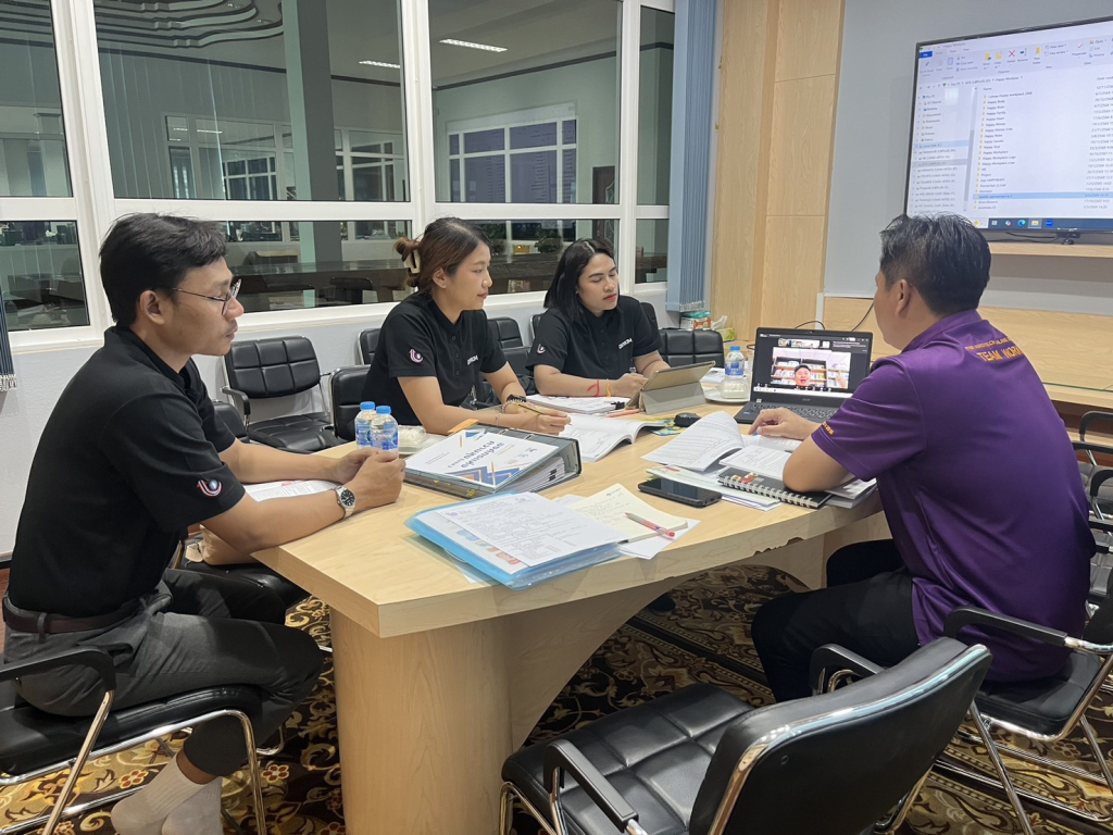 DIPROM CENTER 3 "วัดผลความสุขด้วยเทคโนโลยี Biofeedback  ปั้น SME กำแพงเพชรสู่มาตรฐานองค์กรแห่งความสุข"  ระหว่างวันที่ 5–6 พฤษภาคม
