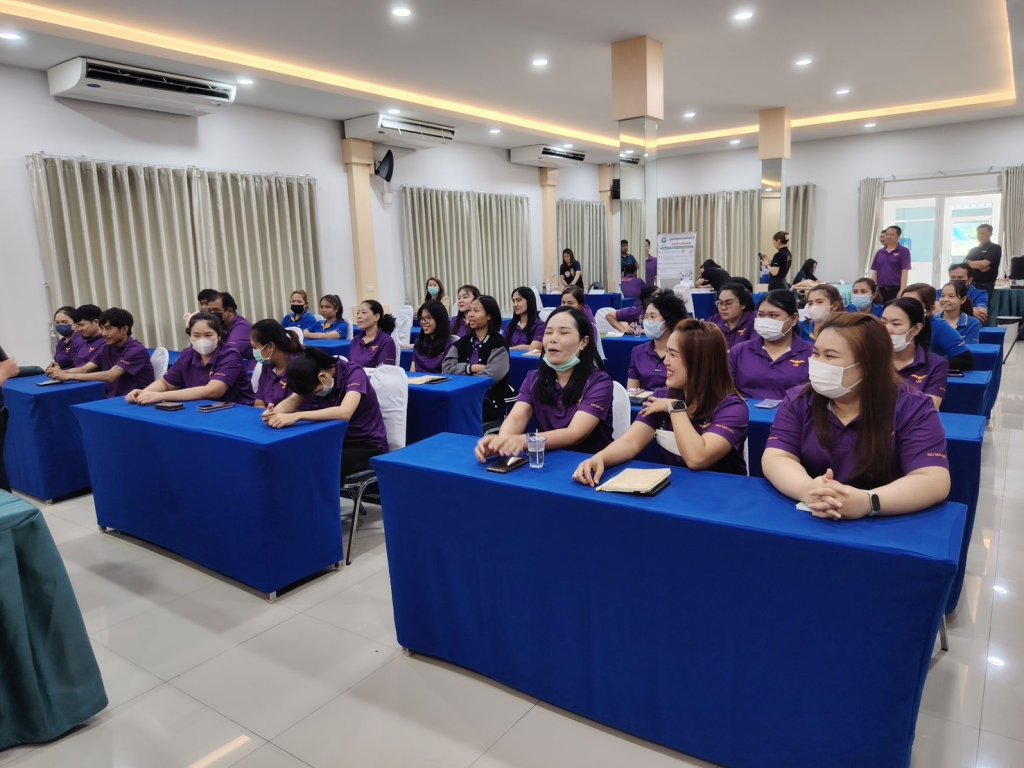 DIPROM CENTER 3 "วัดผลความสุขด้วยเทคโนโลยี Biofeedback  ปั้น SME กำแพงเพชรสู่มาตรฐานองค์กรแห่งความสุข"  ระหว่างวันที่ 5–6 พฤษภาคม