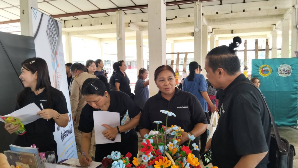 DIPROM CENTER 3 ออกหน่วยบริการประชาชน โครงการคลินิกเกษตรเคลื่อนที่ในพระราชานุเคราะห์สมเด็จพระบรมโอรสาธิราชฯ สยามมกุฎราชกุมาร และกิจกรรม "บำบัดทุกข์ บำรุงสุข สร้างรอยยิ้มให้ชาวพิจิตร" ณ อำเภอโพทะเล