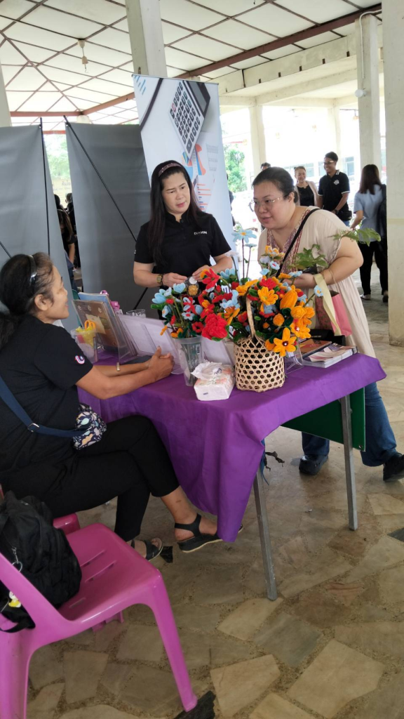 DIPROM CENTER 3 ออกหน่วยบริการประชาชน โครงการคลินิกเกษตรเคลื่อนที่ในพระราชานุเคราะห์สมเด็จพระบรมโอรสาธิราชฯ สยามมกุฎราชกุมาร และกิจกรรม "บำบัดทุกข์ บำรุงสุข สร้างรอยยิ้มให้ชาวพิจิตร" ณ อำเภอโพทะเล