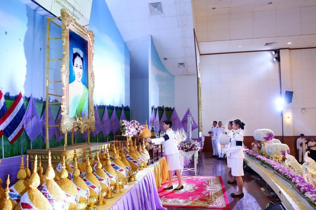 DIPROM CENTER 3 ร่วมพิธีถวายเครื่องราชสักการะ และจุดเทียนถวายพระพรชัยมงคล เนื่องในโอกาสพระราชพิธีมหามงคลเฉลิมพระชนมพรรษา 4 รอบ สมเด็จพระนางเจ้าฯ พระบรมราชินี 3 มิถุนายน 2569