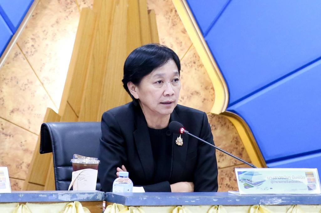 ศภ.3 กสอ. ร่วมประชุมขับเคลื่อนโครงการ “พิจิตร พ้นจน”