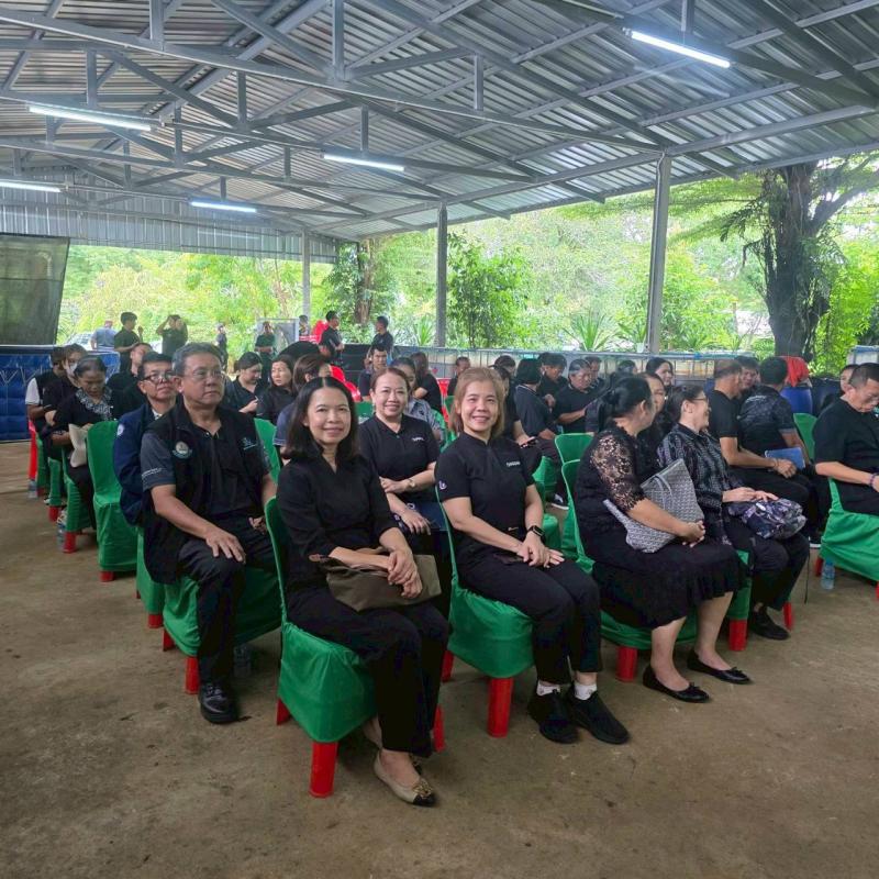 ดีพร้อมเซ็นเตอร์ 3 เดินหน้าขับเคลื่อน SME ยกระดับ “เปี่ยมสุขฟาร์ม” แปรรูปผลิตภัณฑ์ “จิ้งหรีด” สู่เกษตรมูลค่าสูง หนุนเศรษฐกิจพื้นที่โต
