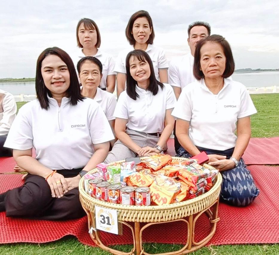 DIPROM CENTER 3 เข้าร่วมกิจกรรม “ปูเสื่อนั่งสาด ตักบาตรรับอรุณ เสริมบุญที่บึงสีไฟ” ประจำปี 2569
