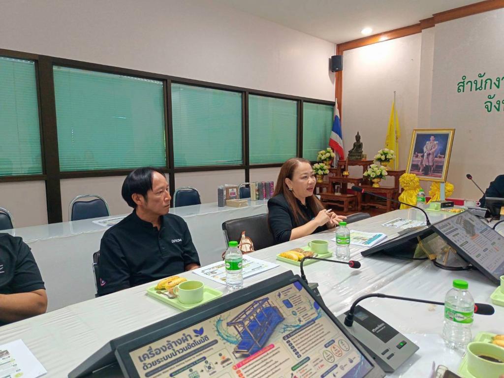 DIPROM Center 3 ลุยบูรณาการเชิงพื้นที่ ผนึกกำลัง สนง.เกษตรและสหกรณ์ จังหวัดกำแพงเพชร ดันสินค้าเกษตรและบริการสู่" ผลิตภัณฑ์มูลค่าสูง" หนุนเศรษฐกิจท้องถิ่นโตอย่างยั่งยืน