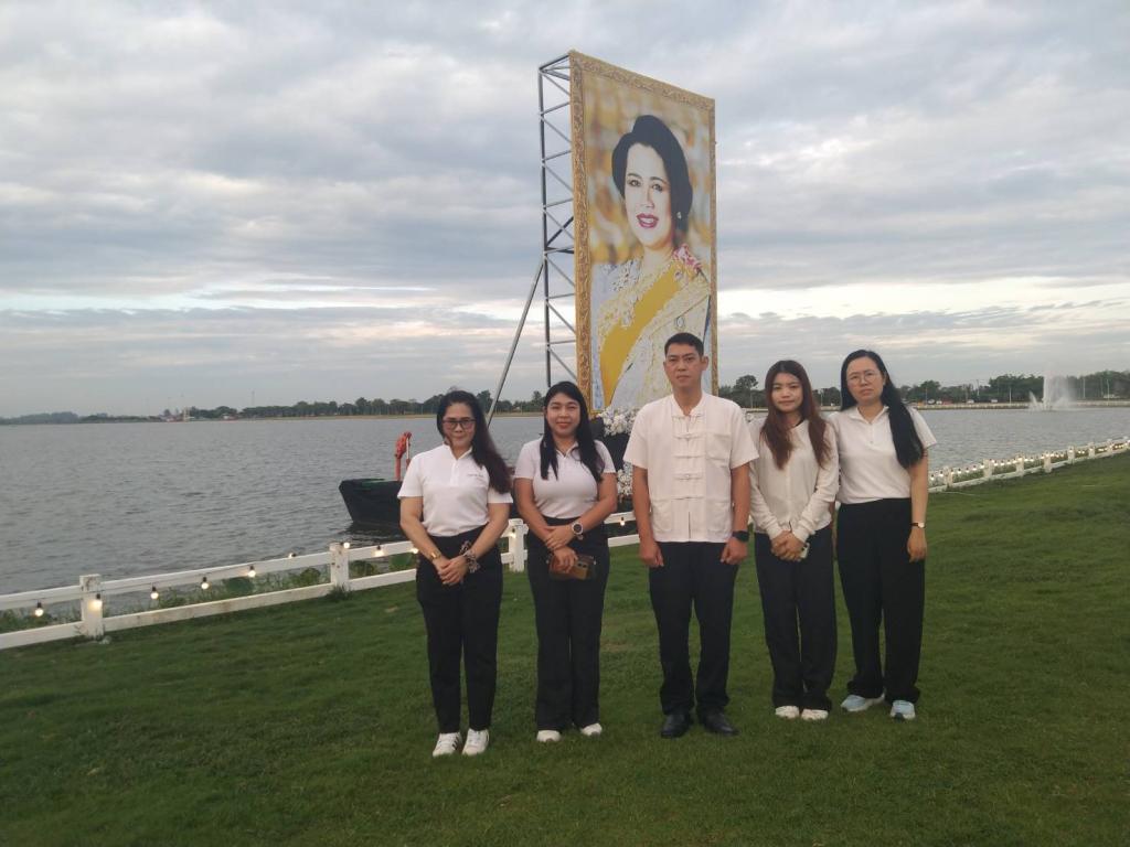 DIPROM CENTER 3 เข้าร่วมกิจกรรม “ปูเสื่อ นั่งสาด ตักบาตรรับอรุณ เสริมบุญที่บึงสีไฟ” เฉลิมพระเกียรติพระบาทสมเด็จพระเจ้าอยู่หัว ประจำเดือนกรกฎาคม 2569