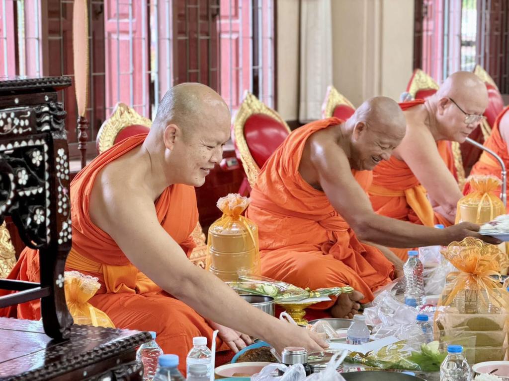DIPROM CENTER 3 ร่วมพิธีเจริญพระพุทธมนต์และพิธีทำบุญตักบาตร เนื่องในเทศกาลวันอาสาฬหบูชาและเข้าพรรษา พุทธศักราช ๒๕๖๙