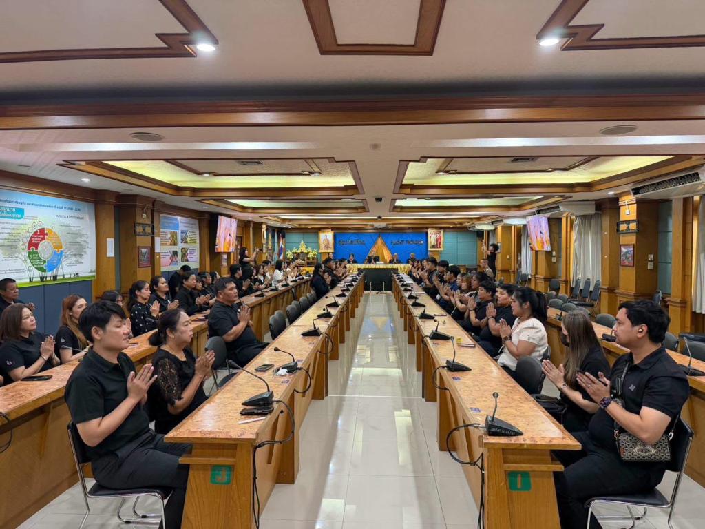 DIPROM CENTER ๓ เข้าร่วมพิธีเจริญพระพุทธมนต์ และบำเพ็ญจิตตภาวนา ผ่านสื่ออิเล็กทรอนิกส์ เพื่อถวายเป็นพระราชกุศลฯ