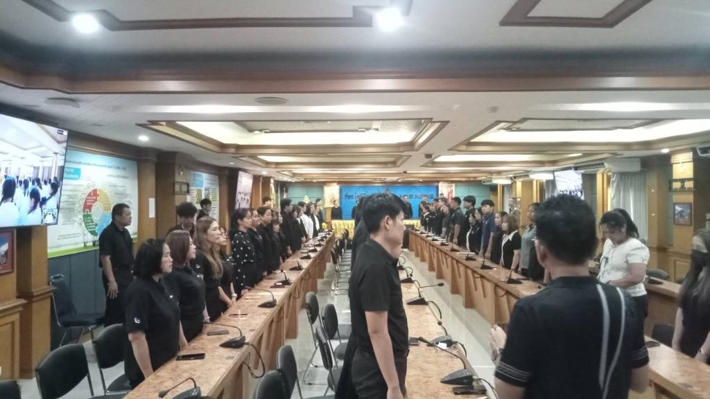 DIPROM CENTER ๓ เข้าร่วมพิธีเจริญพระพุทธมนต์ และบำเพ็ญจิตตภาวนา ผ่านสื่ออิเล็กทรอนิกส์ เพื่อถวายเป็นพระราชกุศลฯ