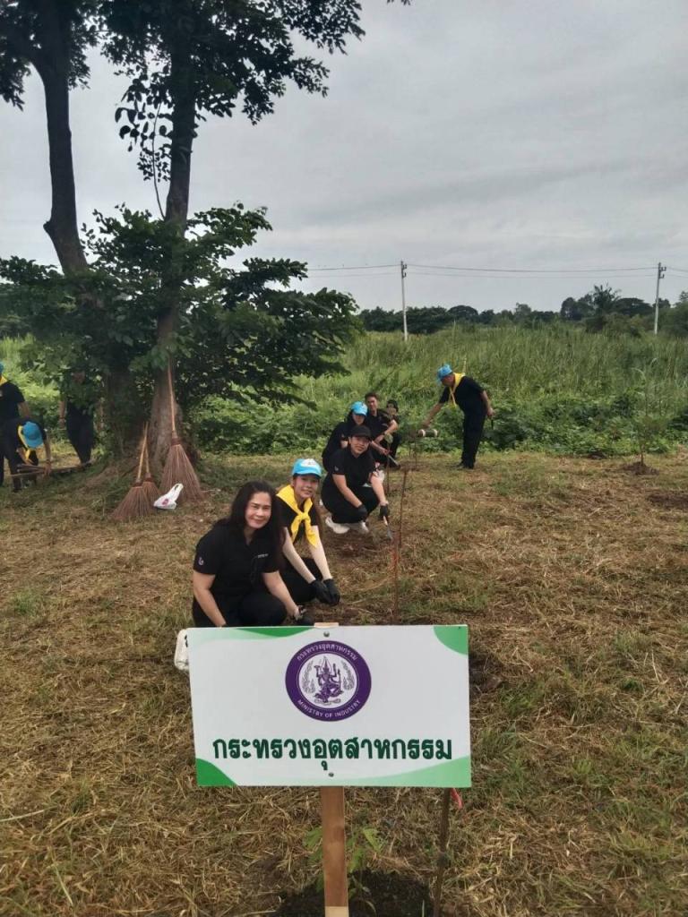 DIPROM CENTER 3 เข้าร่วมกิจกรรมปลูกต้นไม้ เนื่องในวันคล้ายวันพระราชสมภพ สมเด็จพระนางเจ้าสิริกิติ์ พระบรมราชินีนาถ พระบรมราชชนนีพันปีหลวง และวันแม่แห่งชาติ 12 สิงหาคม 2569