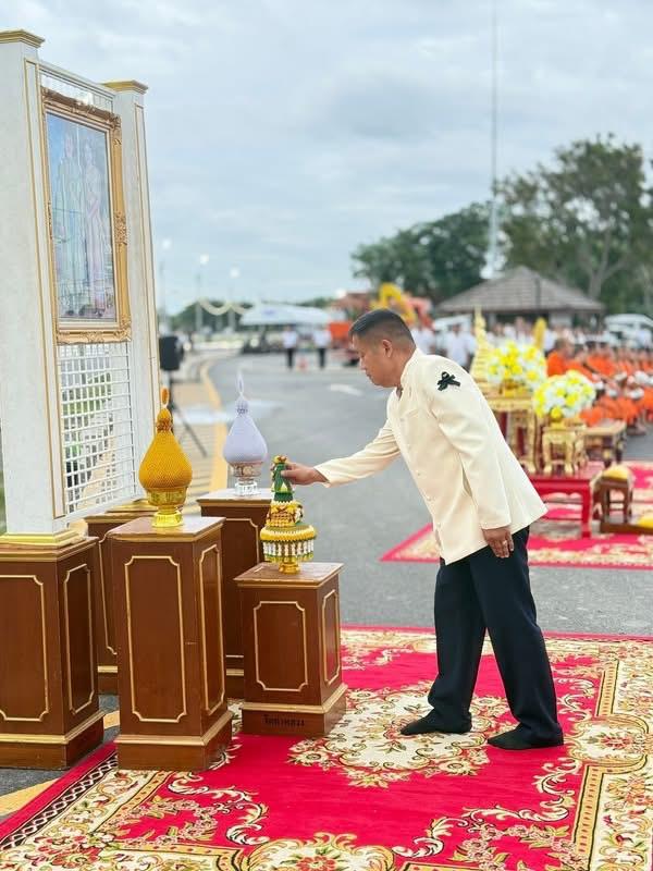 DIPROM CENTER 3 เข้าร่วมกิจกรรม “ปูเสื่อนั่งสาด ตักบาตรรับอรุณ เสริมบุญที่บึงสีไฟ” ประจำปี 2569