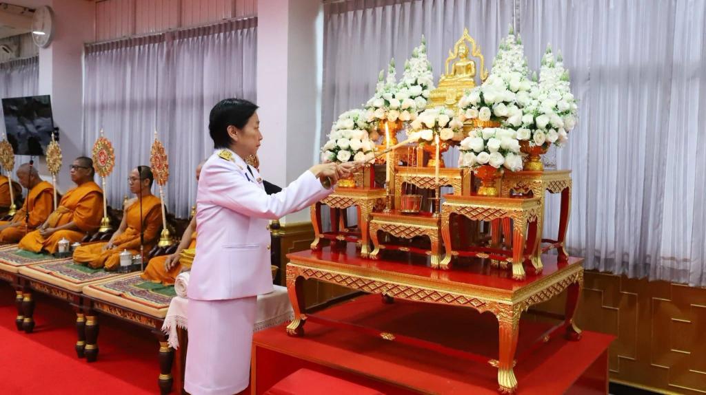 *DIPROM CENTER 3 เข้าร่วมพิธีบำเพ็ญกุศลและทำบุญตักบาตร ถวายเป็นพระกุศลแด่สมเด็จพระเจ้าลูกเธอ เจ้าฟ้าพัชรกิติยาภาฯ เนื่องในวาระครบ 100 วัน (สตมวาร) แห่งการสืีนพระชนม์*