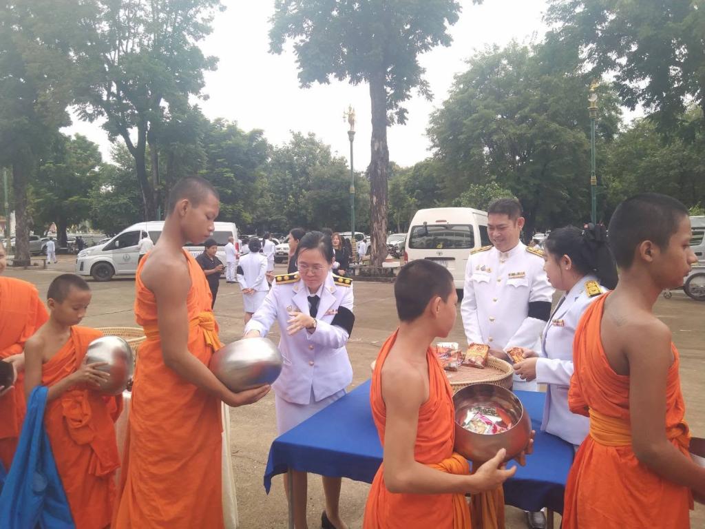 *DIPROM CENTER 3 เข้าร่วมพิธีบำเพ็ญกุศลและทำบุญตักบาตร ถวายเป็นพระกุศลแด่สมเด็จพระเจ้าลูกเธอ เจ้าฟ้าพัชรกิติยาภาฯ เนื่องในวาระครบ 100 วัน (สตมวาร) แห่งการสืีนพระชนม์*