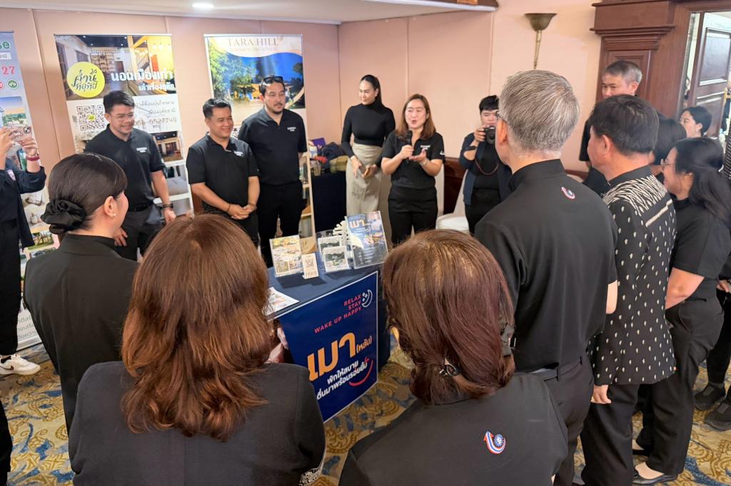 DIPROM CENTER 3 ร่วมส่งมอบความสำเร็จ “ดีพร้อม คพอ. ภาคเหนือ” ปิดหลักสูตร 3 รุ่น เสริมความเข้มแข็งเครือข่ายผู้ประกอบการอย่างยั่งยืน