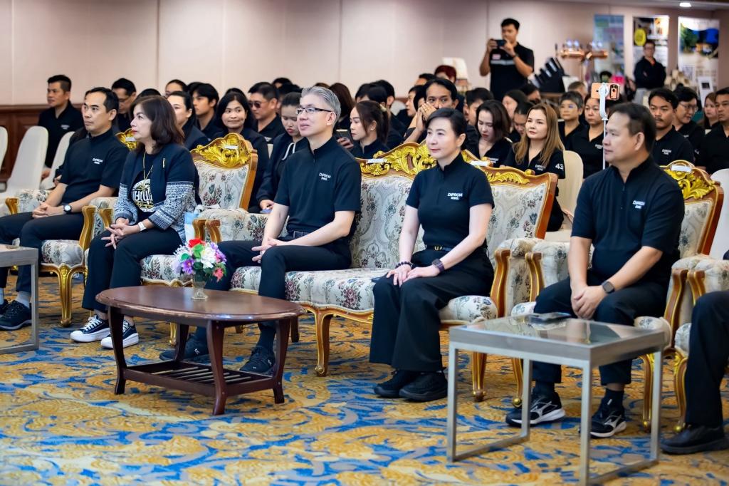 DIPROM CENTER 3 ร่วมส่งมอบความสำเร็จ “ดีพร้อม คพอ. ภาคเหนือ” ปิดหลักสูตร 3 รุ่น เสริมความเข้มแข็งเครือข่ายผู้ประกอบการอย่างยั่งยืน