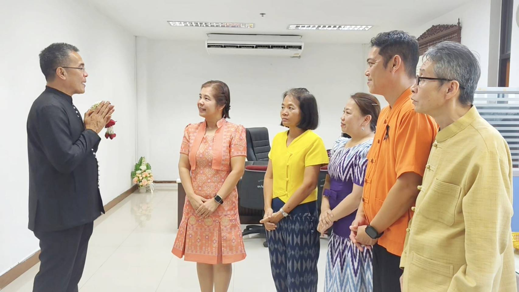 ศภ.3 กสอ. ร่วมแสดงมุทิตาจิต รองผู้ว่าราชการจังหวัดพิจิตร เนื่องในโอกาสเกษียณอายุราชการ ส่งต่อความขอบคุณ ความประทับใจ และความปรารถนาดีในเส้นทางแห่งการรับราชการ