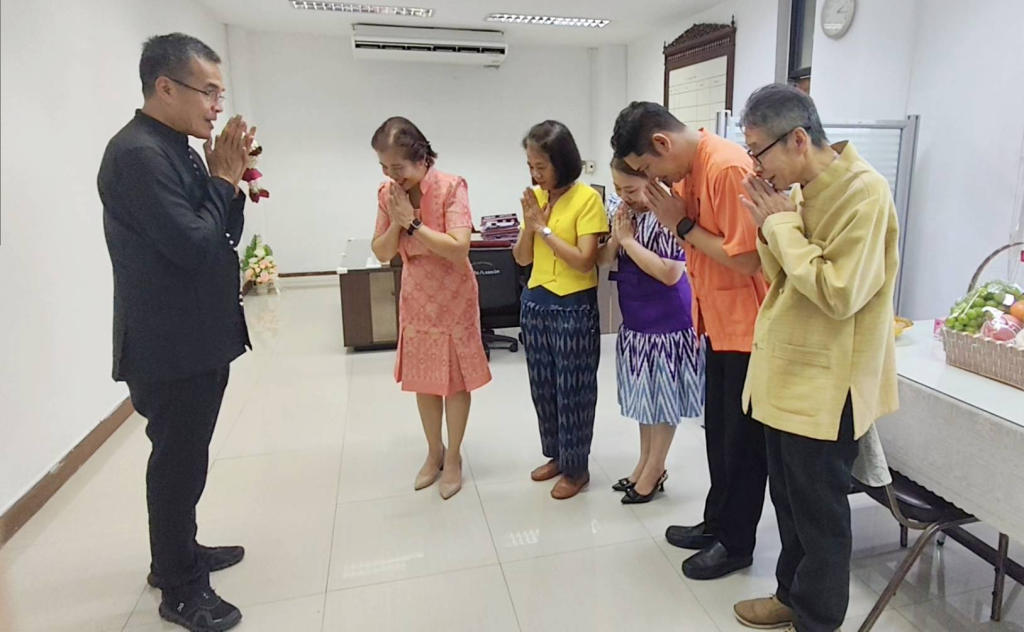 ศภ.3 กสอ. ร่วมแสดงมุทิตาจิต รองผู้ว่าราชการจังหวัดพิจิตร เนื่องในโอกาสเกษียณอายุราชการ ส่งต่อความขอบคุณ ความประทับใจ และความปรารถนาดีในเส้นทางแห่งการรับราชการ