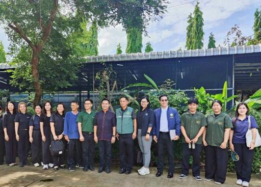 ดีพร้อมเซ็นเตอร์ 3 เดินหน้าขับเคลื่อน SME ยกระดับ “เปี่ยมสุขฟาร์ม” แปรรูปผลิตภัณฑ์ “จิ้งหรีด” สู่เกษตรมูลค่าสูง หนุนเศรษฐกิจพื้นที่โต